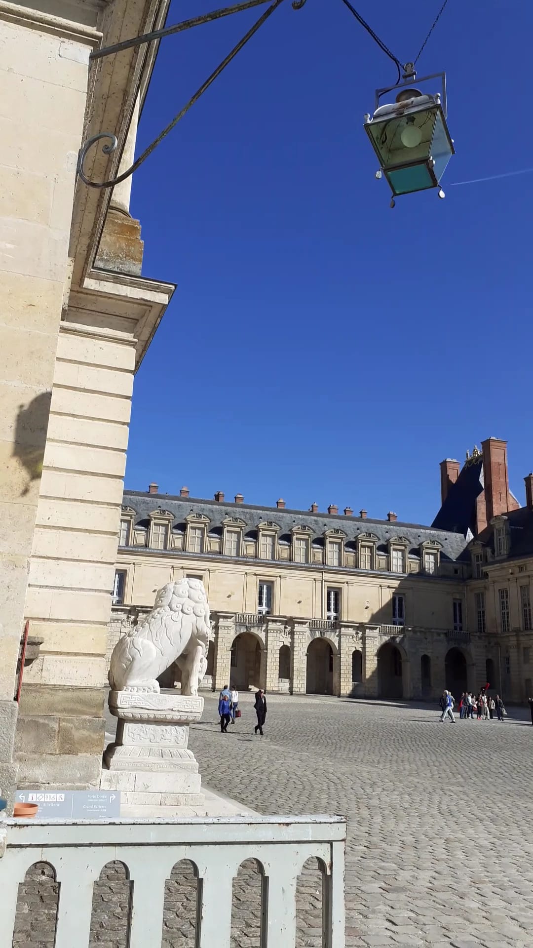 cour-de-la-fontaine-2-1