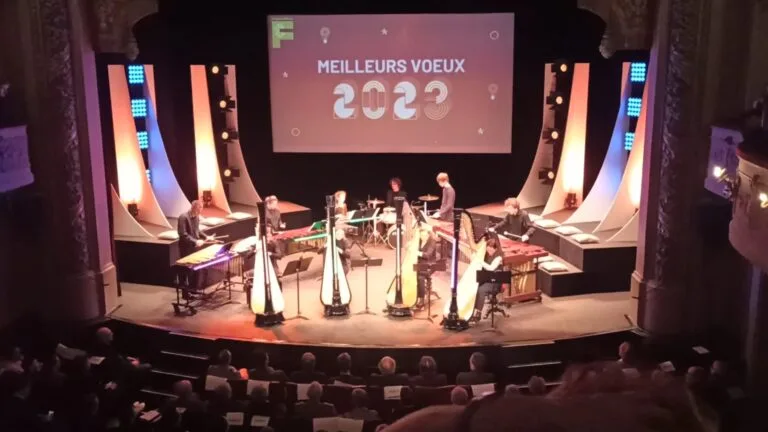 2023 New Year’s Concert with musicians on stage
