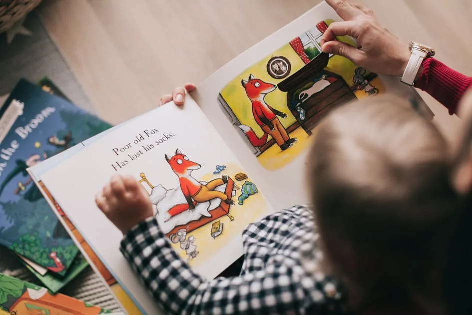 Les P'tites Comptines: musical early learning for 0–3-year-olds at the Charité Royale media centre in Fontainebleau