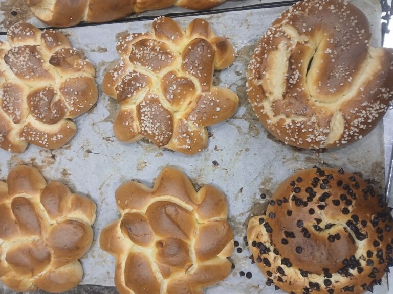 Handwerklich hergestellte Brioches, Boulangerie de la Gare