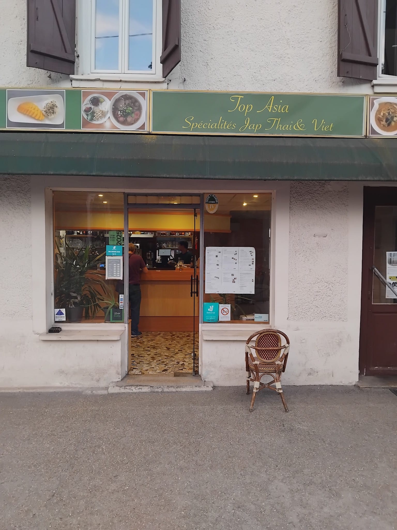 Im „Rendez-Vous des Pêcheurs“, einem asiatischen Restaurant an der Avenue de Valvins in Avon