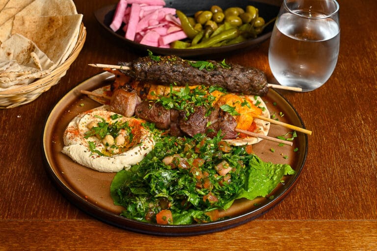 O Phoenicia, photo 3